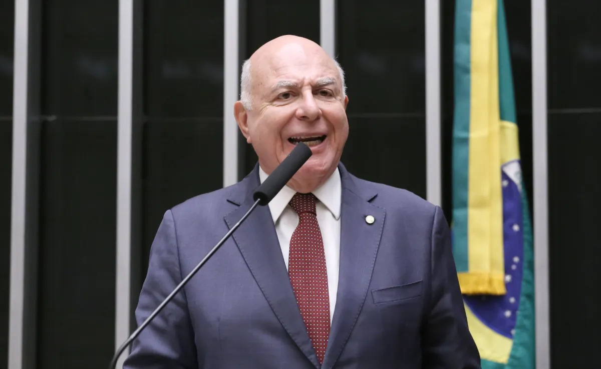Arnaldo Jardim na campanha de Caiado e Kassab
