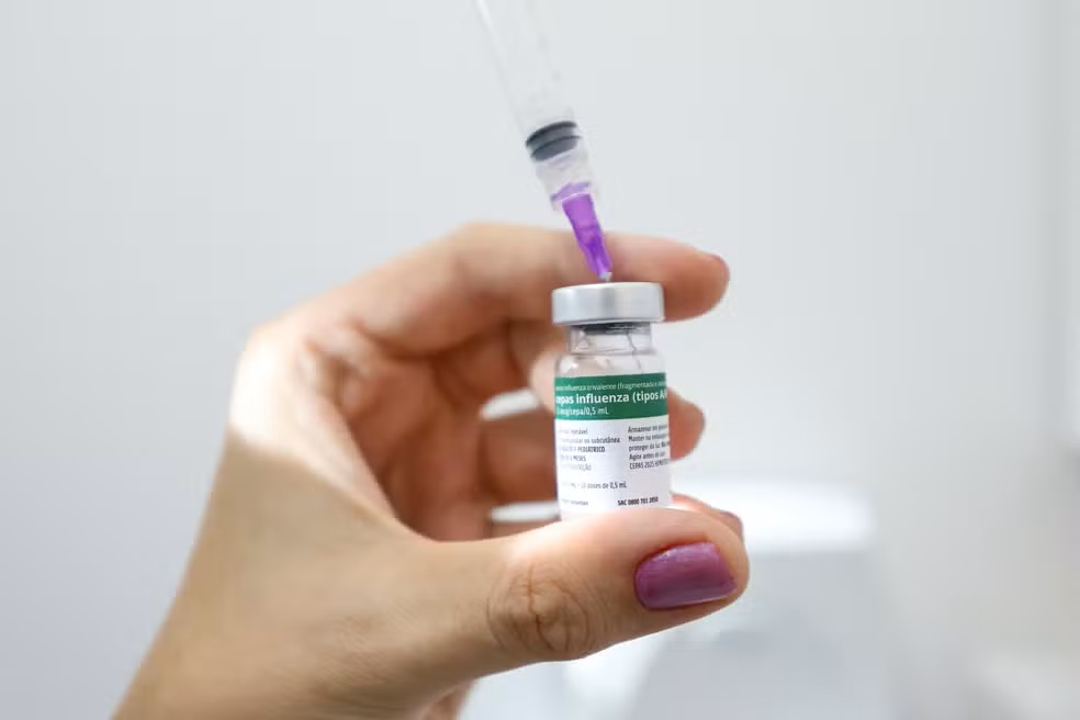 Paul&iacute;nia confirma 1&ordf; morte por influenza e refor&ccedil;a vacina&ccedil;&atilde;o