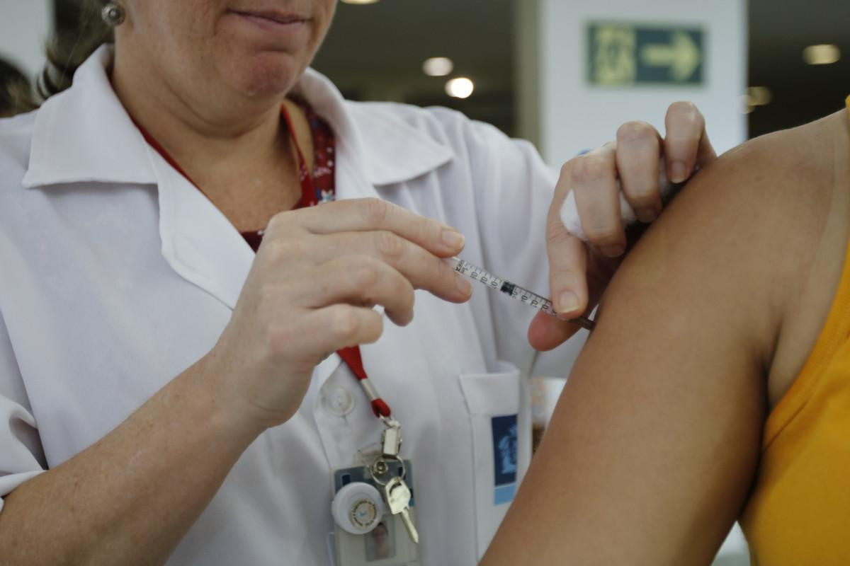 Empresas devem facilitar vacina&ccedil;&atilde;o contra o sarampo