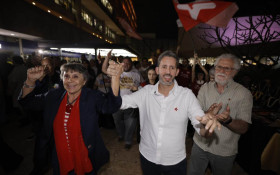 Na disputa pelo GDF, Grass tem um problema: suas redes sociais