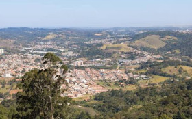 Cobran&ccedil;a de ISSQN reacende debate tribut&aacute;rio em S&atilde;o Roque