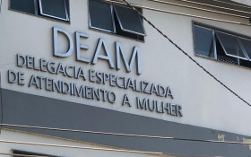 Defensoria tenta impedir adiamento da DEAM para 2028
