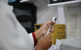 Campanha de vacina&ccedil;&atilde;o tem in&iacute;cio em Duque de Caxias