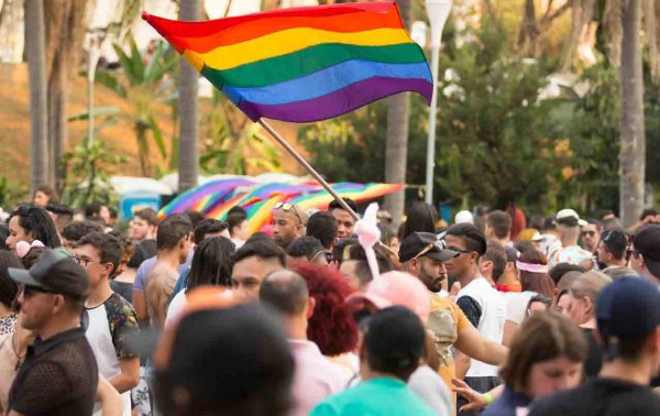 Justi&ccedil;a suspende veto de Vinhedo e libera Parada LGBTQIA