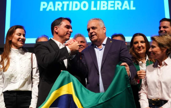 PL ter&aacute; chapa pura: vice de Fl&aacute;vio ser&aacute; o deputado Alfredo Gaspar