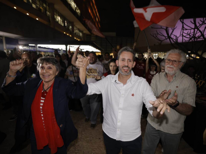 Na disputa pelo GDF, Grass tem um problema: suas redes sociais