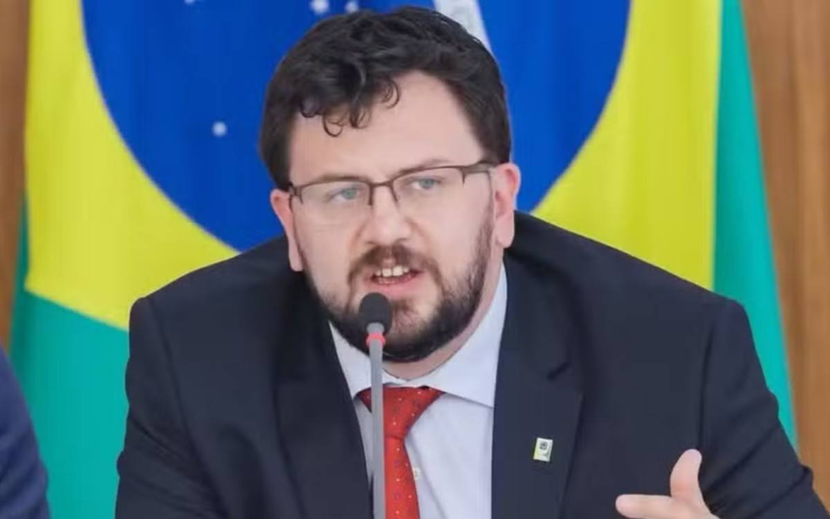 Ex‑chefe de gabinete de Lula deixa campanha ap&oacute;s empr&eacute;stimo com lobista