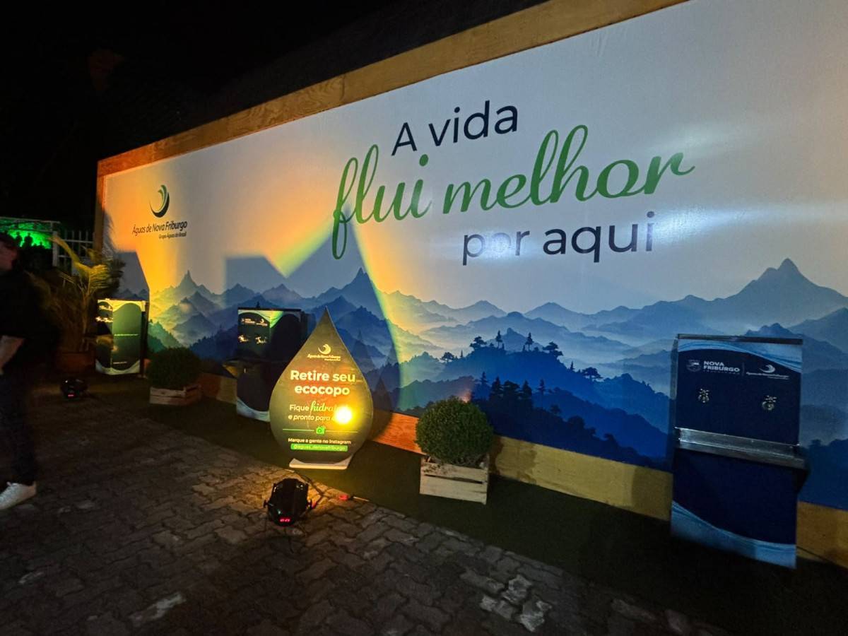 &Aacute;guas de Nova Friburgo distribui 3 mil eco copos