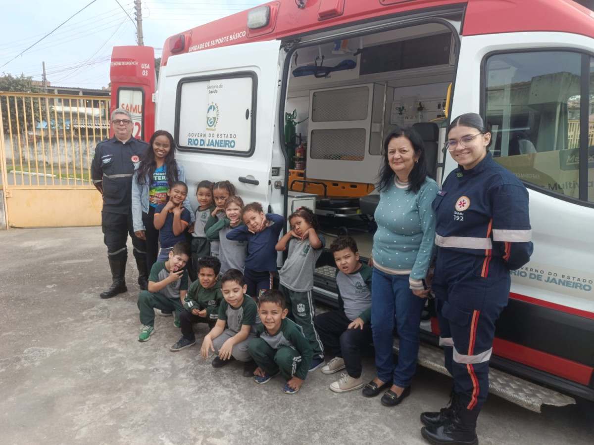 Rede municipal recebe a&ccedil;&otilde;es do Programa Samuzinho