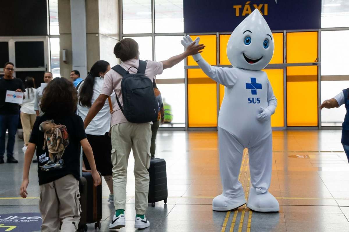 Rio inicia vacina&ccedil;&atilde;o contra sarampo em aeroportos e rodovi&aacute;ria