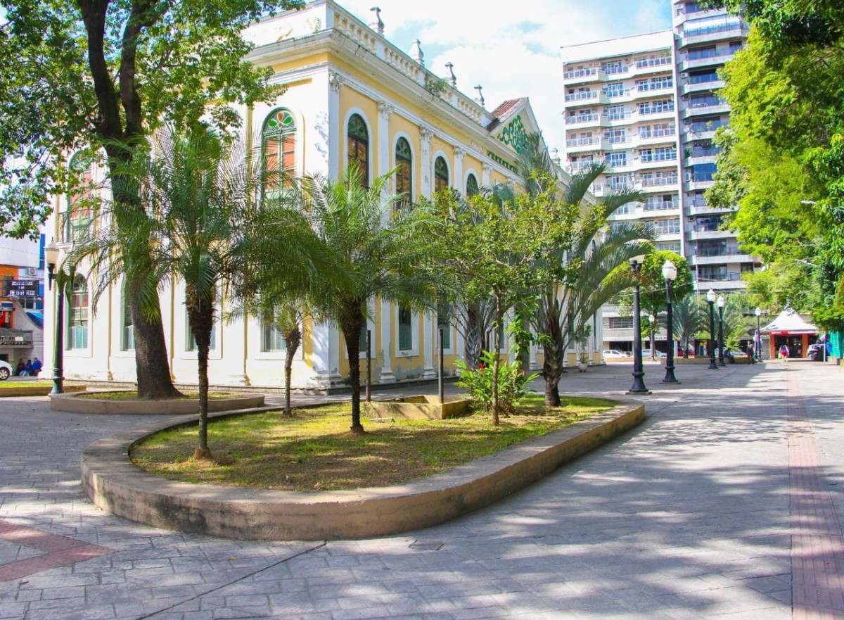 B. Mansa refor&ccedil;a inscri&ccedil;&otilde;es para F&oacute;rum de Cultura