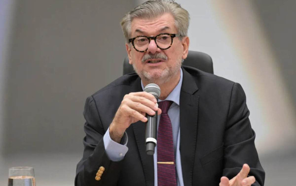 Ministro do STJ perde o cargo por ass&eacute;dio em decis&atilde;o in&eacute;dita
