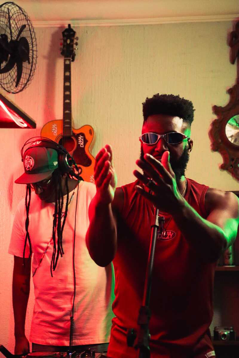 'Verbo e V&iacute;deo' sintetiza o sin&ocirc;nimo de coletividade no cen&aacute;rio do rap local
