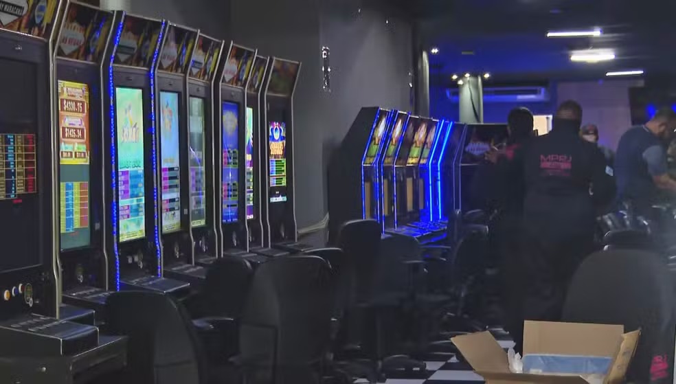 MP fecha bingo clandestino na Tijuca e mira nova c&uacute;pula do jogo do bicho