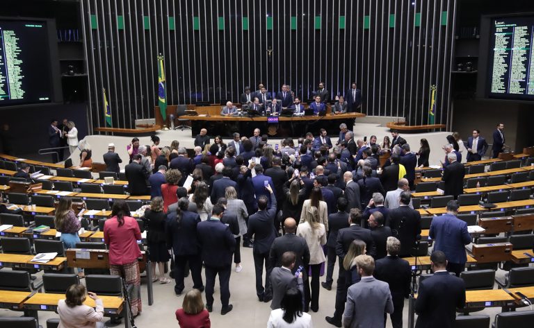 Maioria dos deputados federais de S&atilde;o Paulo tentar&atilde;o reelei&ccedil;&atilde;o em 2026