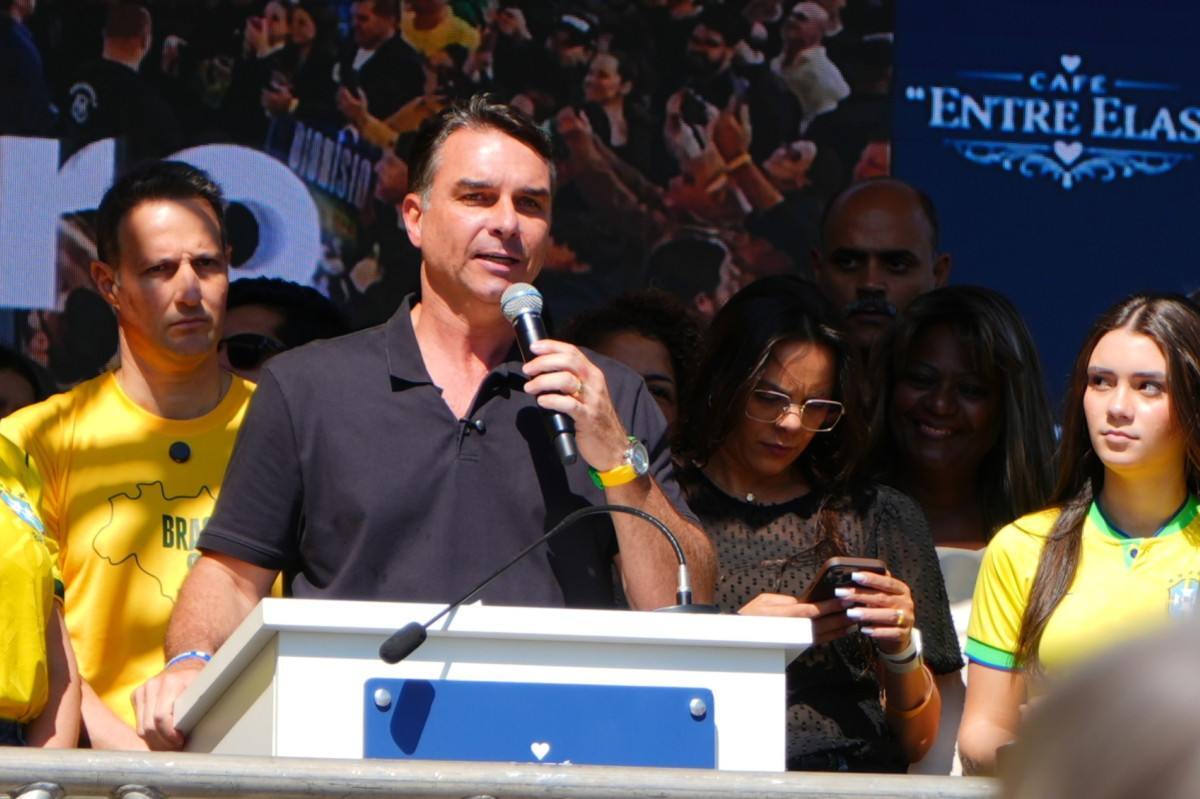 Fl&aacute;vio diz que indicar&aacute; ao STF ministros "que respeitem a Constitui&ccedil;&atilde;o"