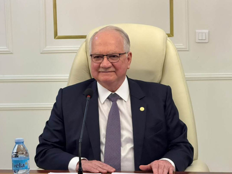 Fachin refor&ccedil;a coopera&ccedil;&atilde;o entre Brasil e Angola pela defesa da democracia