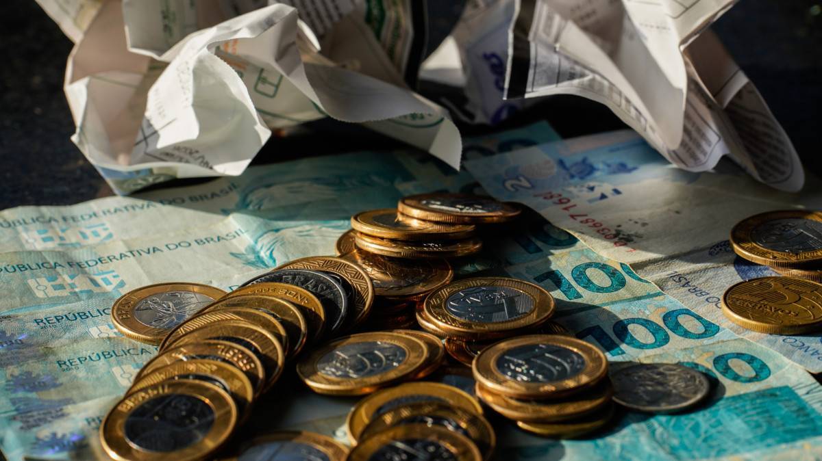 Manuten&ccedil;&atilde;o do ciclo de queda na Selic aquece o mercado