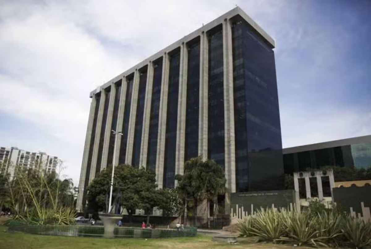 Rio abre 33 vagas tempor&aacute;rias com ganhos at&eacute; R$ 7 mil