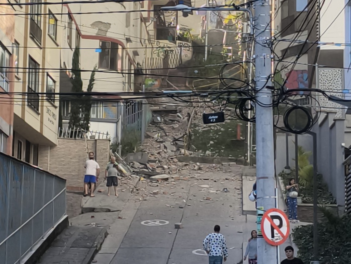 Terremoto de magnitude 7,4 atinge a Col&ocirc;mbia e causa p&acirc;nico em Bogot&aacute;