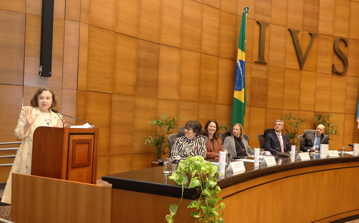 Aula Magna da ministra apresentou casos envolvendo tecnologia e sucessão