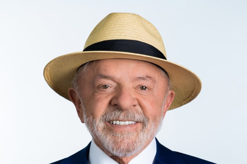 Lula resolve posar de chap&eacute;u para urna e aliados temem problemas