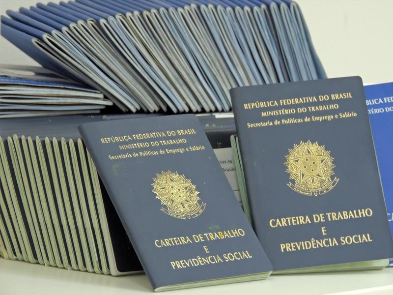 Rio cria 400 mil empregos formais em cinco anos