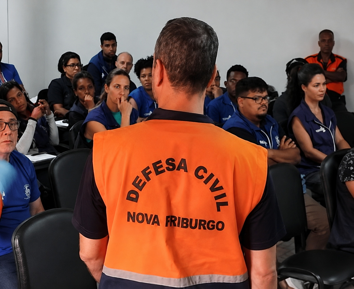Defesa Civil capacita moradores de Lumiar e Campo do Coelho