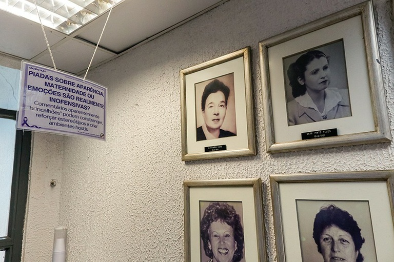 C&acirc;mara de Campinas instala placas contra viol&ecirc;ncia &agrave; mulher no Agosto Lil&aacute;s