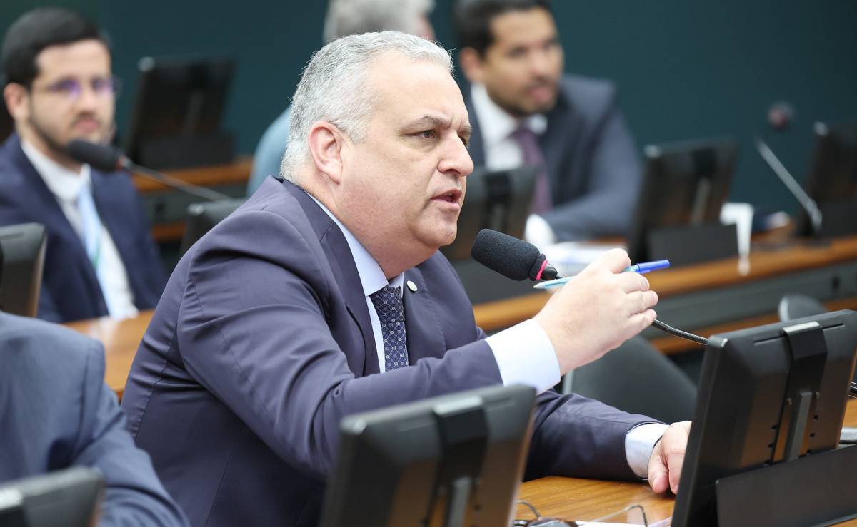 O estranho caso da den&uacute;ncia contra Alfredo Gaspar