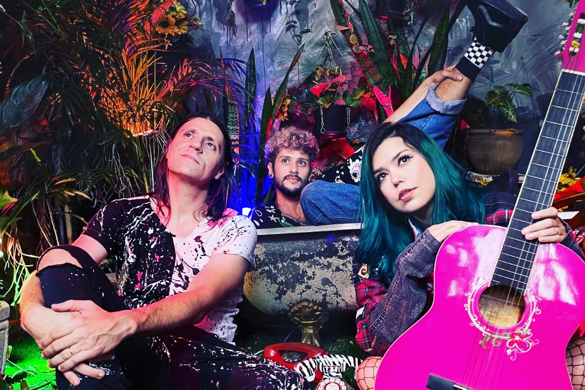 Drenna une arte e pensamento cr&iacute;tico em show
