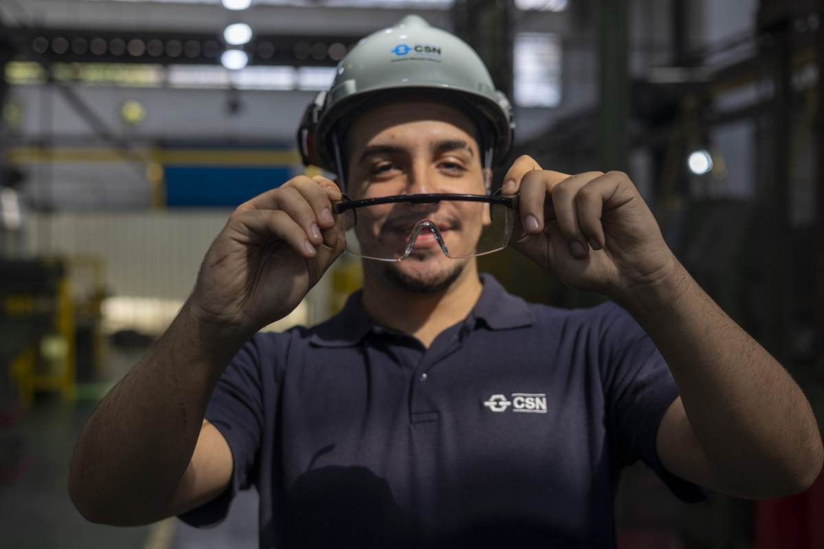 CSN anuncia 250 vagas para contrata&ccedil;&atilde;o imediata