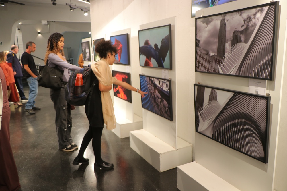 Arte fotogr&aacute;fica no Centro de Conviv&ecirc;ncia