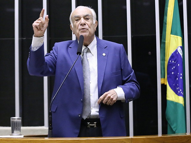 Projeto atualiza direitos da pessoa idosa