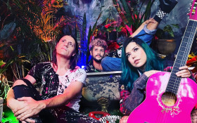 Drenna une arte e pensamento cr&iacute;tico em show