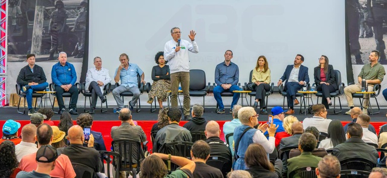 Inclus&atilde;o de 700 pessoas com defici&ecirc;ncia no meio laboral