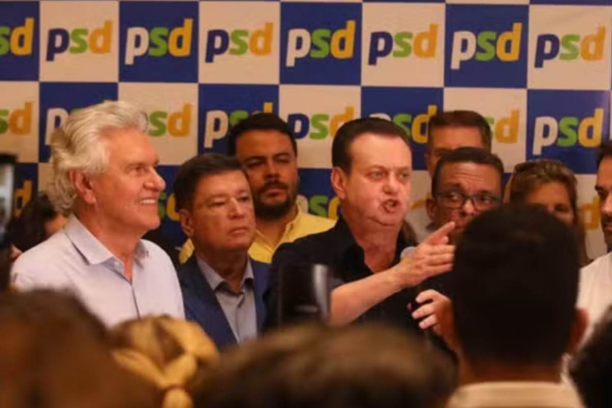 Kassab diz que chance de elei&ccedil;&atilde;o de Fl&aacute;vio Bolsonaro &eacute; "zero"