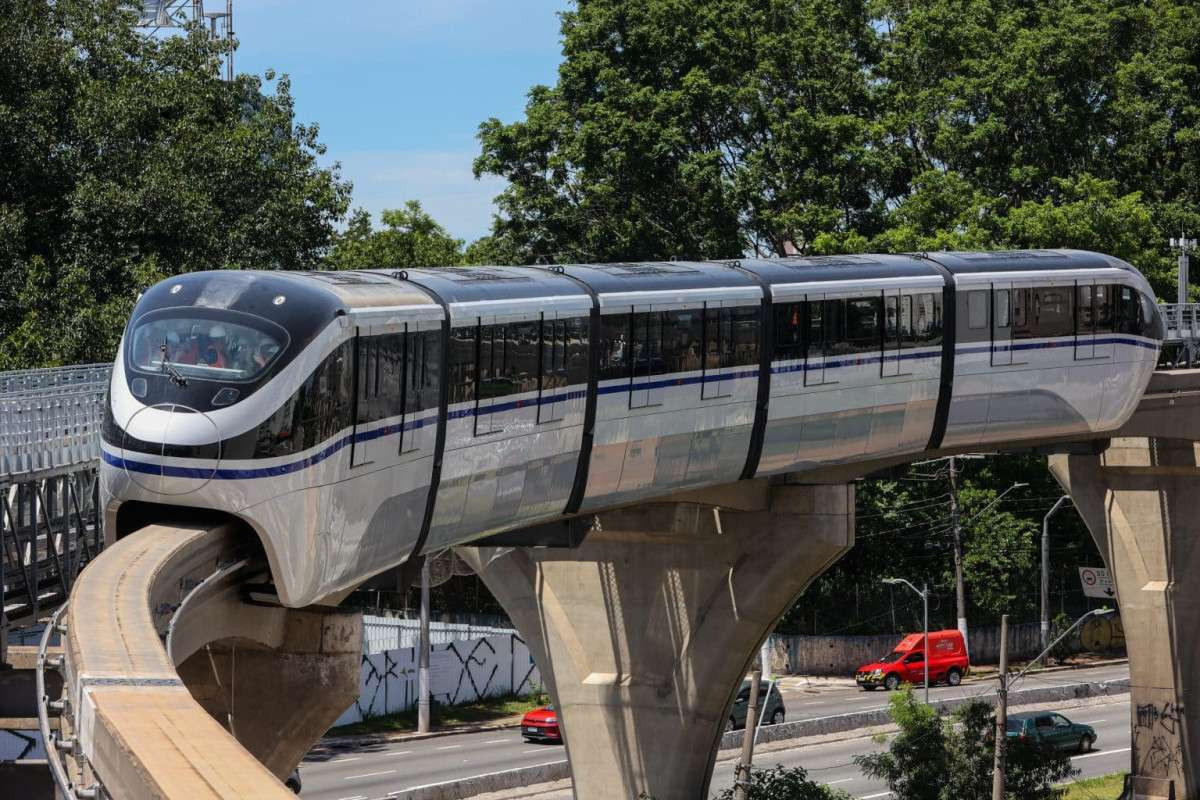 Estado de SP tinha 268 obras paralisadas e R$ 1,44 bilh&atilde;o em contratos em abril