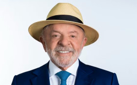 Lula desafia Trump: "Vamos vencer os Estados Unidos na narrativa"