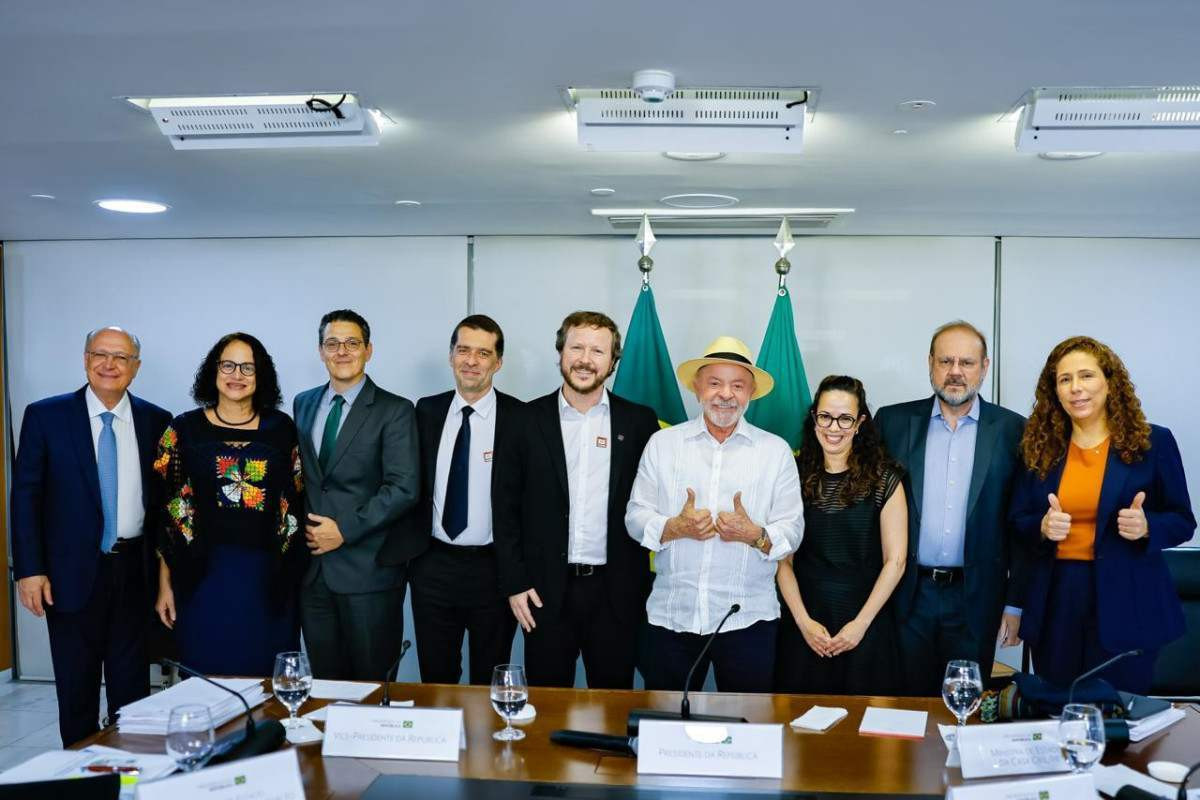 Com Lula e Alckmin, pesquisadores da Unicamp discutem rumos da IA e soberania digital