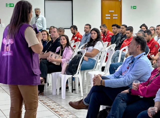 Agosto Lil&aacute;s: Maca&eacute; na campanha pelos direitos das mulheres