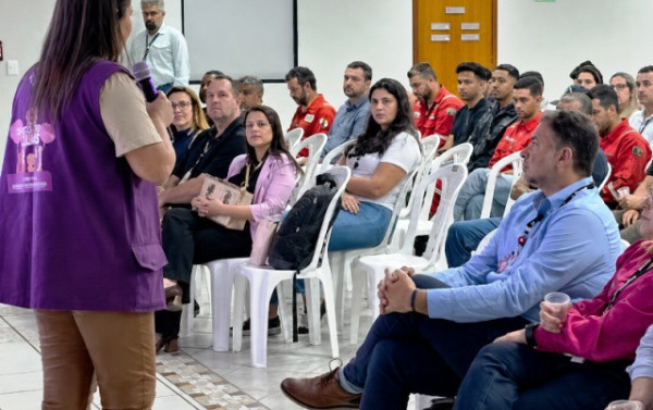 Agosto Lil&aacute;s: Maca&eacute; na campanha pelos direitos das mulheres