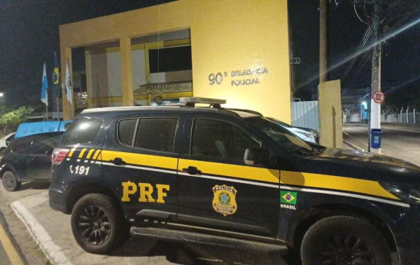PRF prende homem com mandado por associa&ccedil;&atilde;o criminosa e estelionato