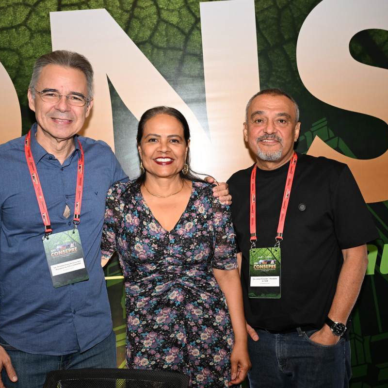 Da esquerda para a direita: o presidente do Consepre e do Tribunal de Justiça do Ceará (TJCE), desembargador Heráclito Vieira de Souza Neto; a conselheira do CNJ Jaceguara Dantas da Silva e o presidente do Tribunal de Justiça do Amazonas, Jomar Ricardo Saunders Fernandes