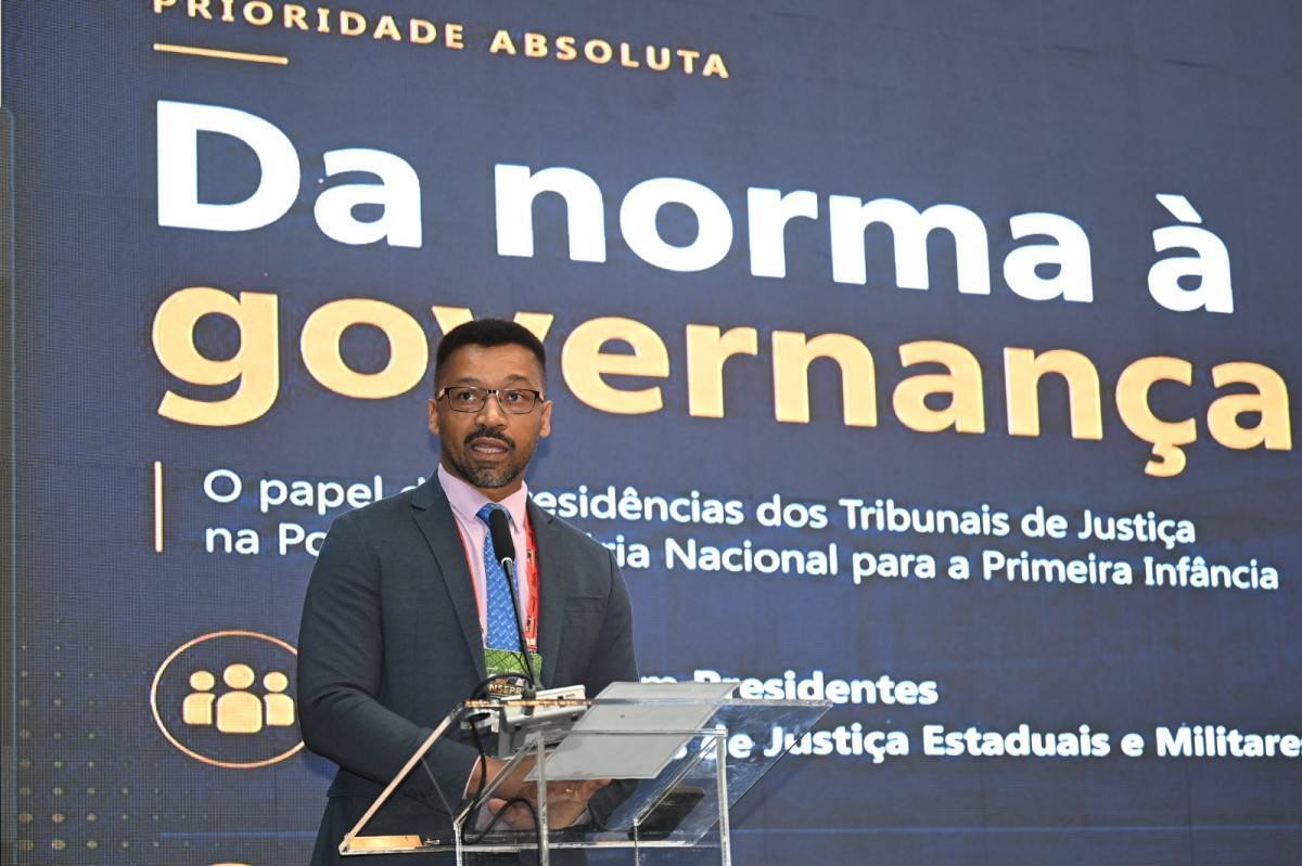 Conselheiro do CNJ Fábio Francisco Esteves fala sobre proteção à primeira infância