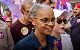 Marina Silva sofre tentativa de agress&atilde;o durante ato de campanha em SP