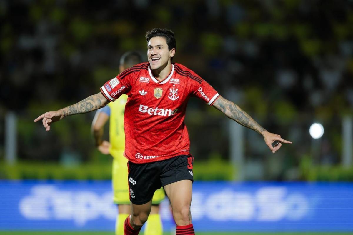 Fluminense ajuda o Flamengo na ca&ccedil;a ao Palmeiras no Brasileir&atilde;o