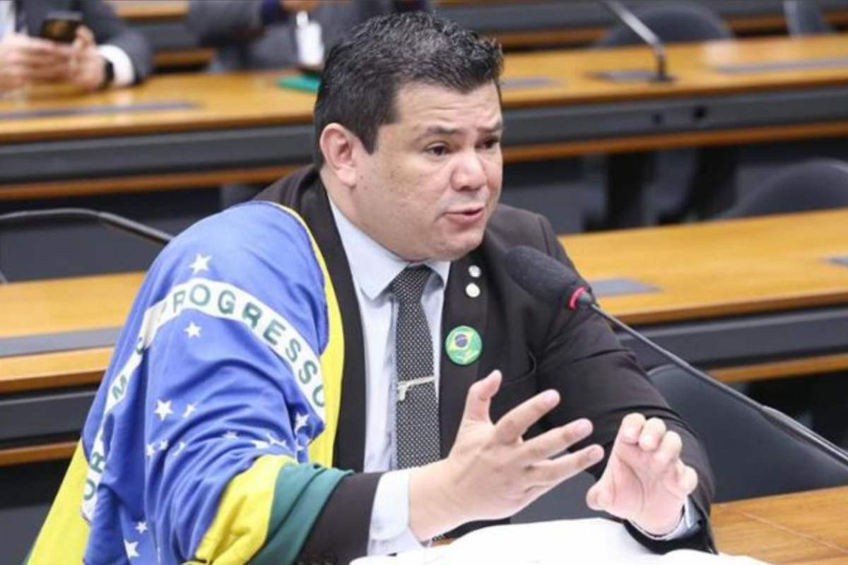 STF aceita den&uacute;ncia contra deputado que disse desejar morte de Lula