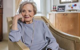Com seis d&eacute;cadas dedicadas &agrave; dramaturgia, Gl&oacute;ria Menezes morre aos 91 anos