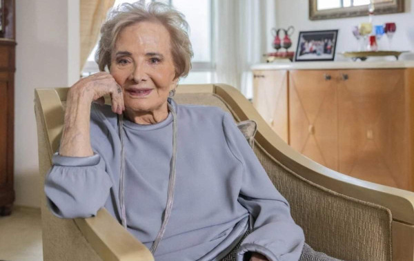 Com seis d&eacute;cadas dedicadas &agrave; dramaturgia, Gl&oacute;ria Menezes morre aos 91 anos